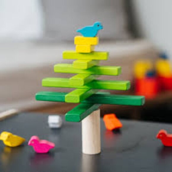 The Balancing Tree - Plan Toys, wooden - Picture 2 of 3